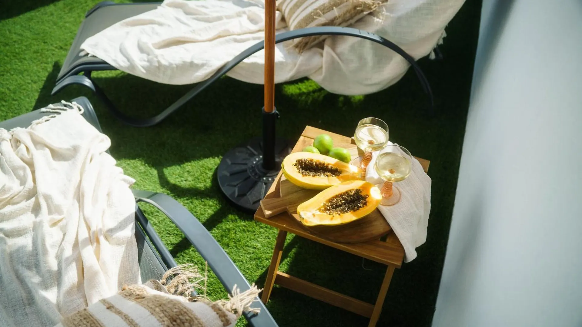 Emerald Suite Plaza Κοραλέχο